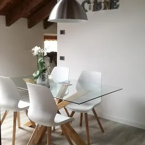 Relais + Private Parking Werona